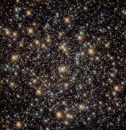 Hubble-opname van de bolvormige sterrenhoop NGC 3201 (niet geannoteerd)