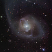 La danse galactique spectaculaire de NGC 7727 vue par le VLT