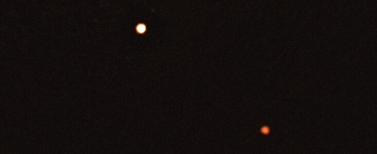 Første billede af et multiplanetsystem ved en sollignende stjerne