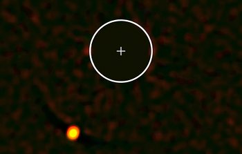 ESO:n SPHERE löysi ensimmäisen eksoplaneettansa