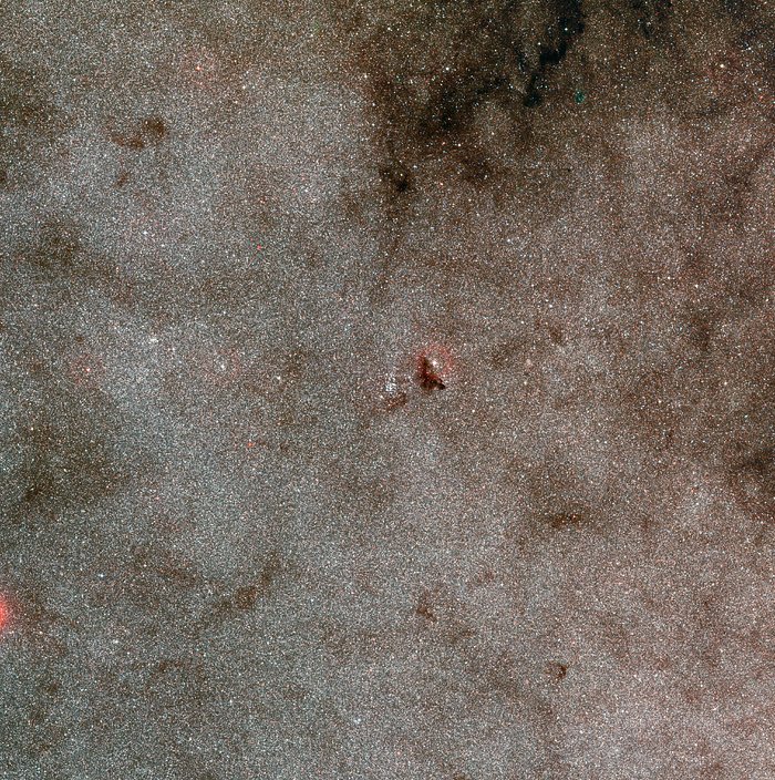 De omgeving van de sterrenhoop NGC 6520 en de donkere wolk Barnard 86