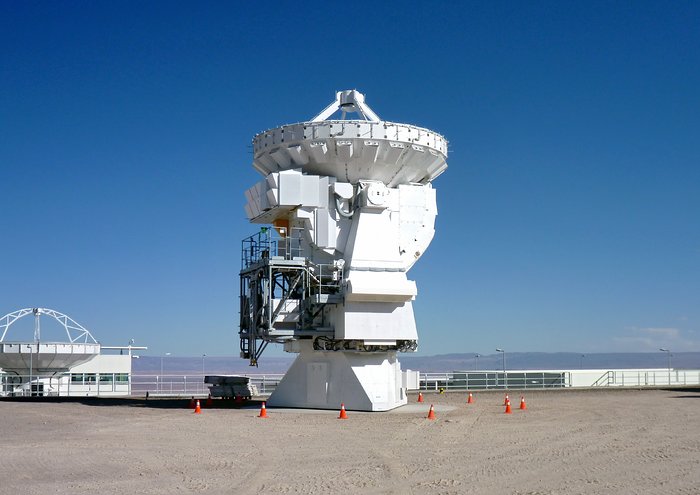 El Observatorio ALMA recibe la primera antena de 7 metros
