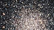 Panorering hen over kuglehoben NGC 6362