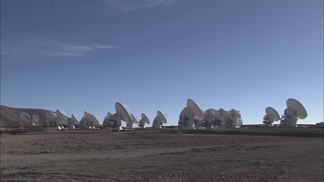 The ALMA array at the Chajnantor plane (part 14)