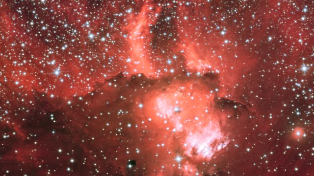 VideoPanaorama: Detailní pohled na oblast vzniku hvězd v jižní Mléčné dráze
