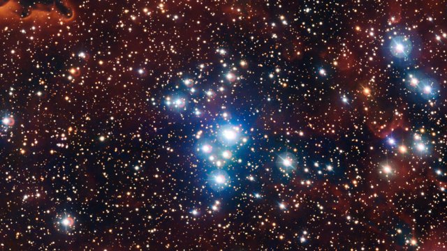 Il variopinto ammasso stellare NGC 2367