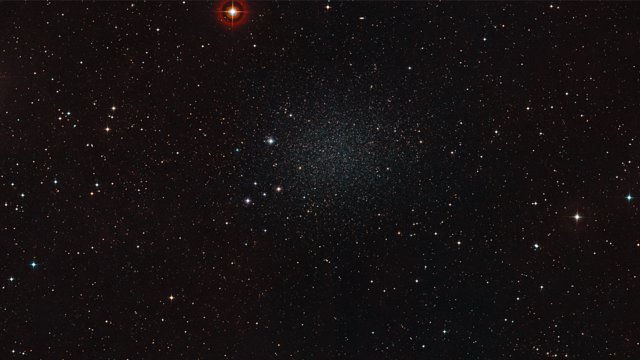 En närbild av Bildhuggarens dvärggalax