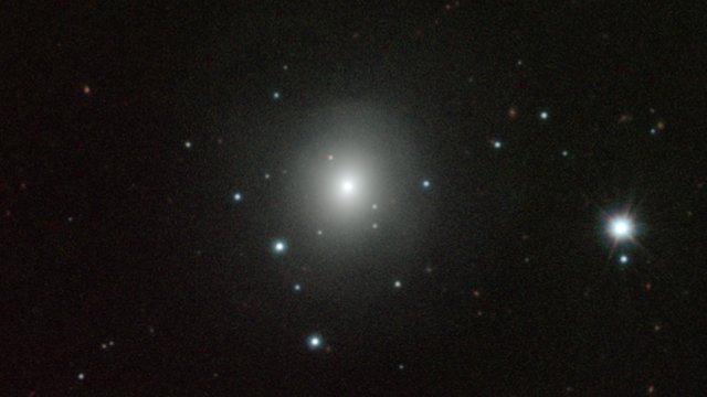 VISTA-timelapse van de kleurverandering van de kilonova in NGC 4993