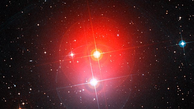 ESOcast 144 Light: Gigantické bubliny na povrchu rudého obra (4K UHD)