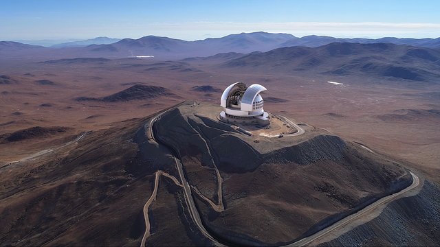 ESOcast 176 Light : Construire le plus grand télescope optique au monde (4K UHD)