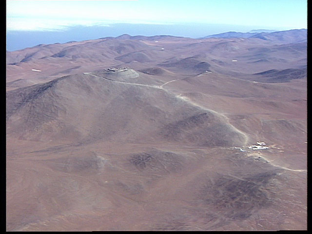 Paranal aerial view1995a