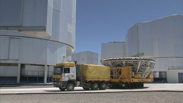 Mirror recoating at the Very Large Telescope (part 25)